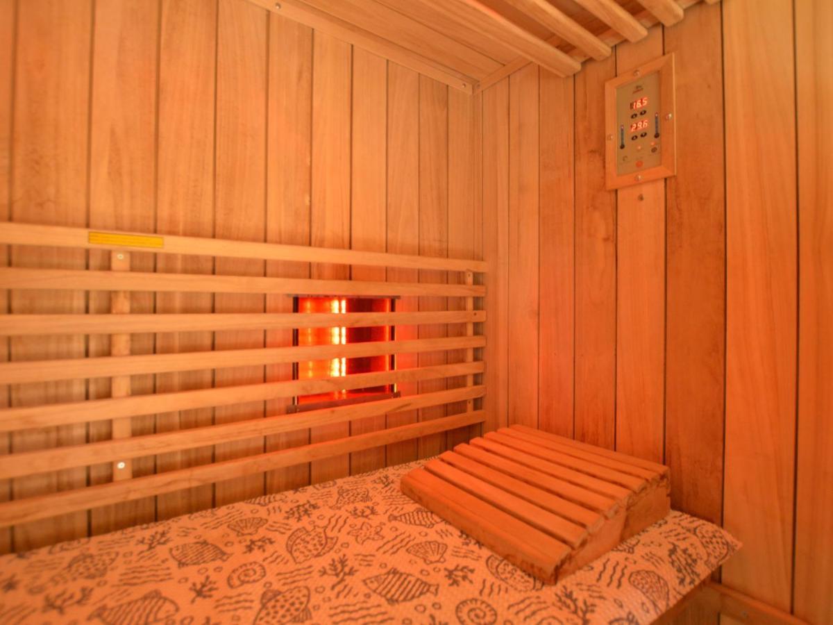 Beautiful Holiday Home In Beverc With Sauna マルメディ エクステリア 写真